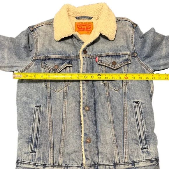 Levi’s Men’s Sherpa Trucker Jean Jacket Medium Wash Small - Picture 6 of 8